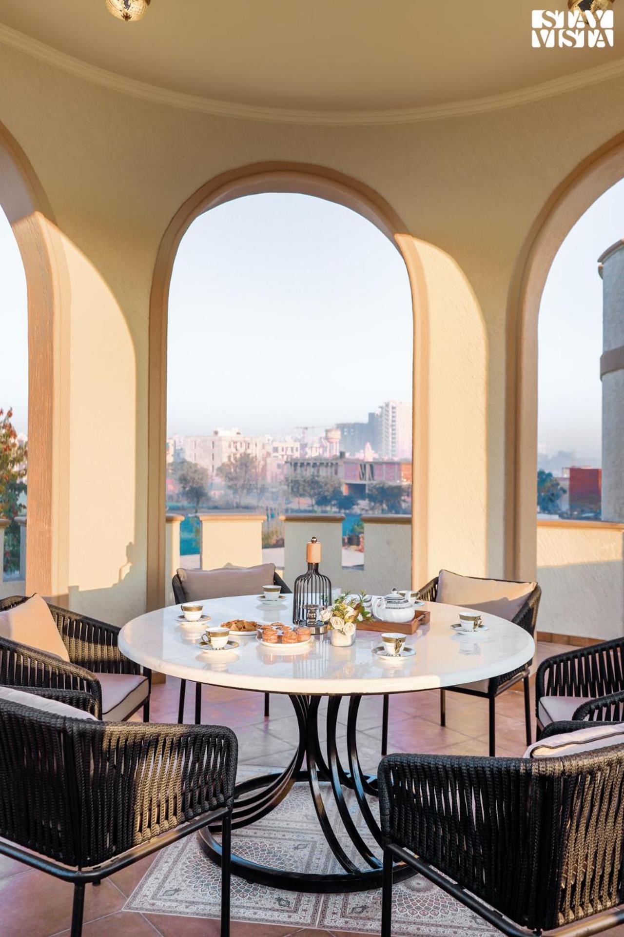 Stayvista'S Mystic Castle With Terrace, Swimming Pool, Lawn With Gazebo Dzsaipur Kültér fotó