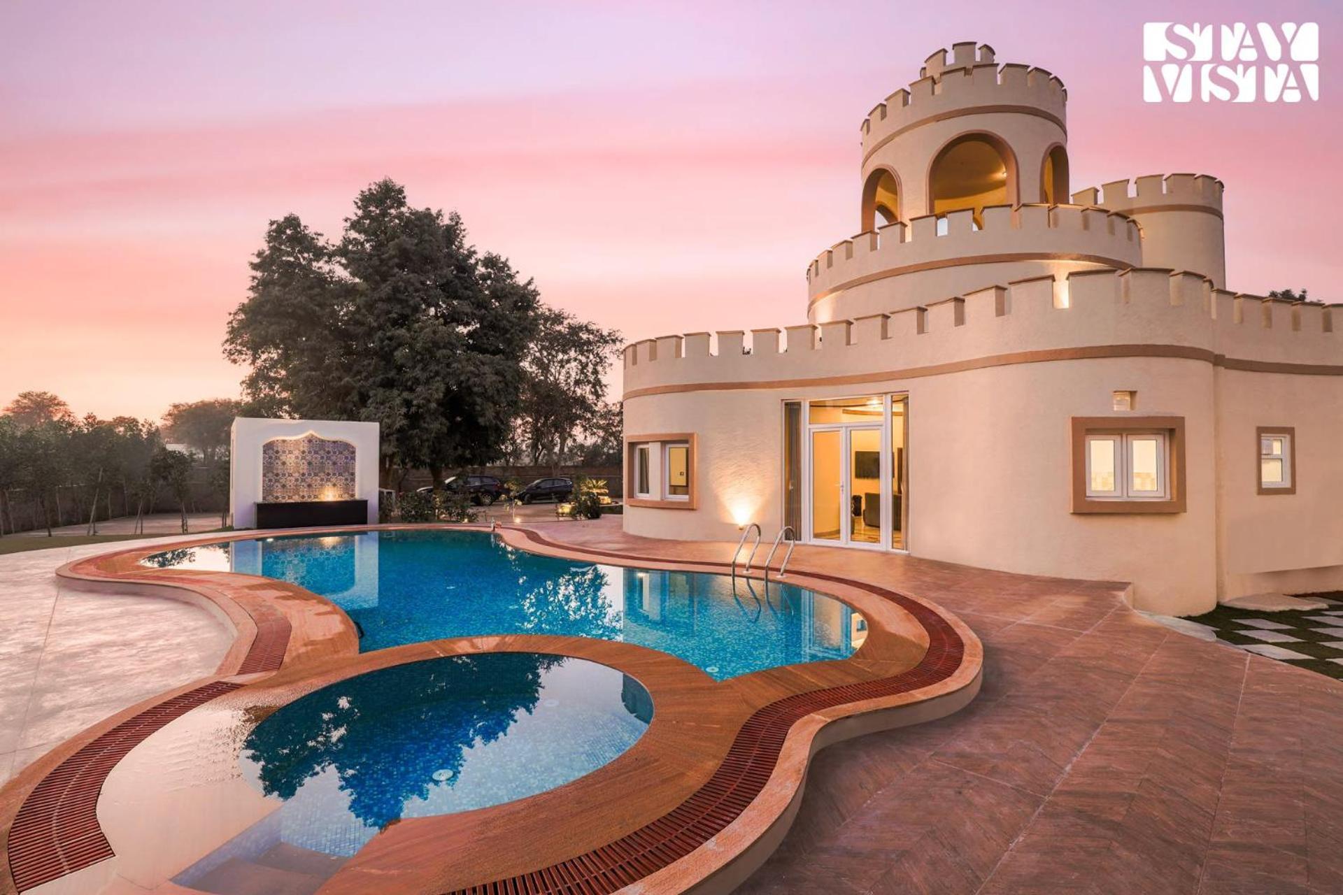 Stayvista'S Mystic Castle With Terrace, Swimming Pool, Lawn With Gazebo Dzsaipur Kültér fotó