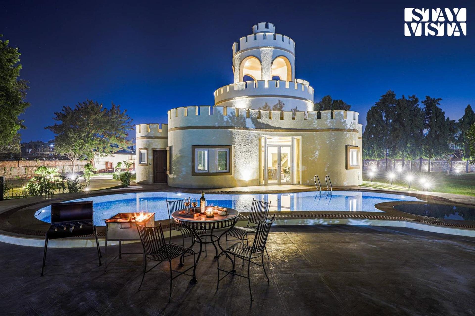 Stayvista'S Mystic Castle With Terrace, Swimming Pool, Lawn With Gazebo Dzsaipur Kültér fotó